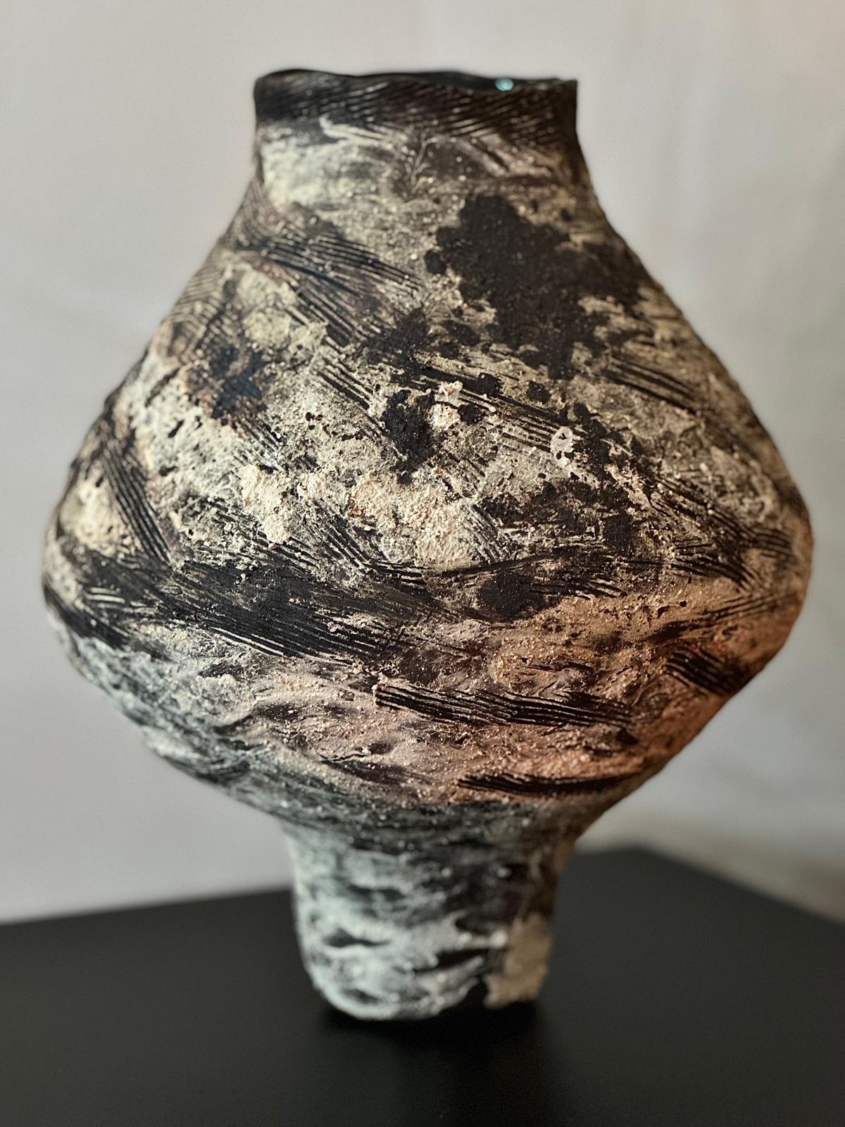 core • vestige